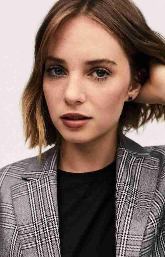 Stranger Things Recap | Season 1,2,3 33 Maya hawke from stranger things