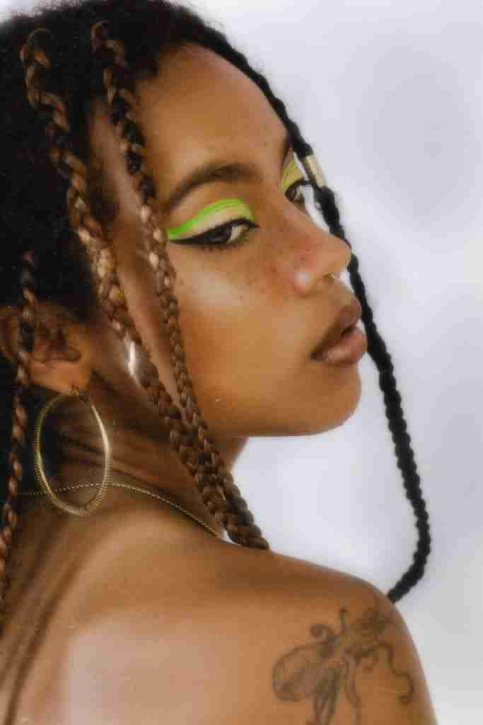 Black eyeliner