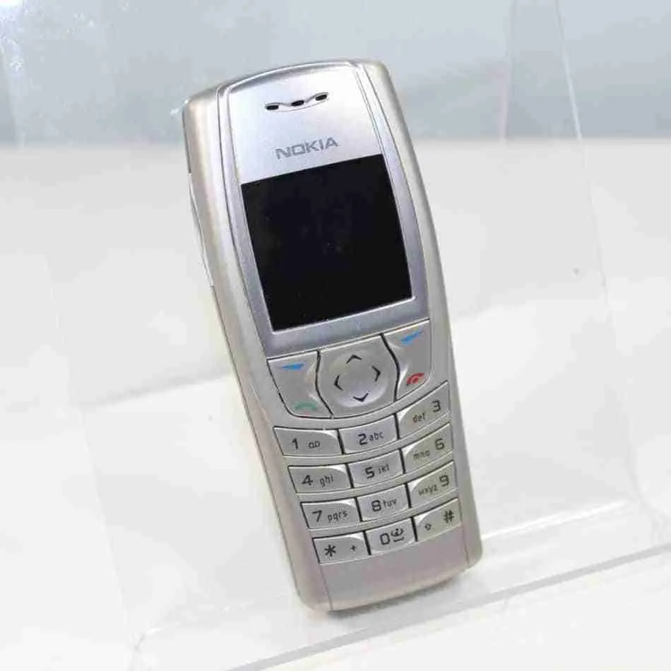 2001- Nokia 6610