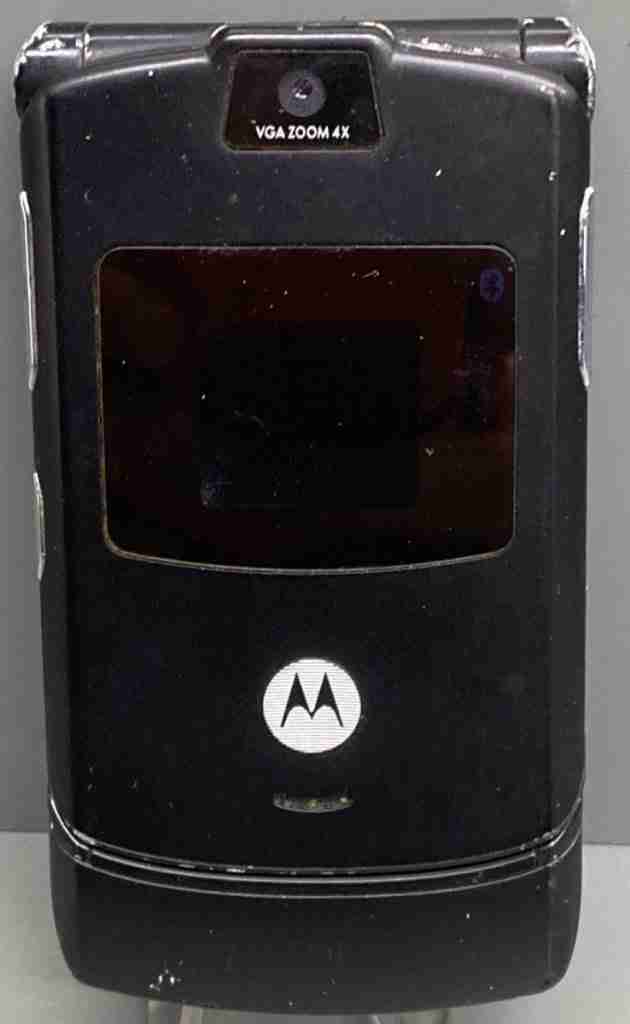 2005- Motorola RAZR